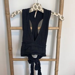 Brand new worn once Free People bow tie top! SIZE x-small